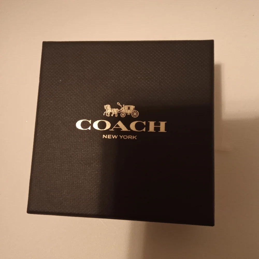 Girls Coach earring OS